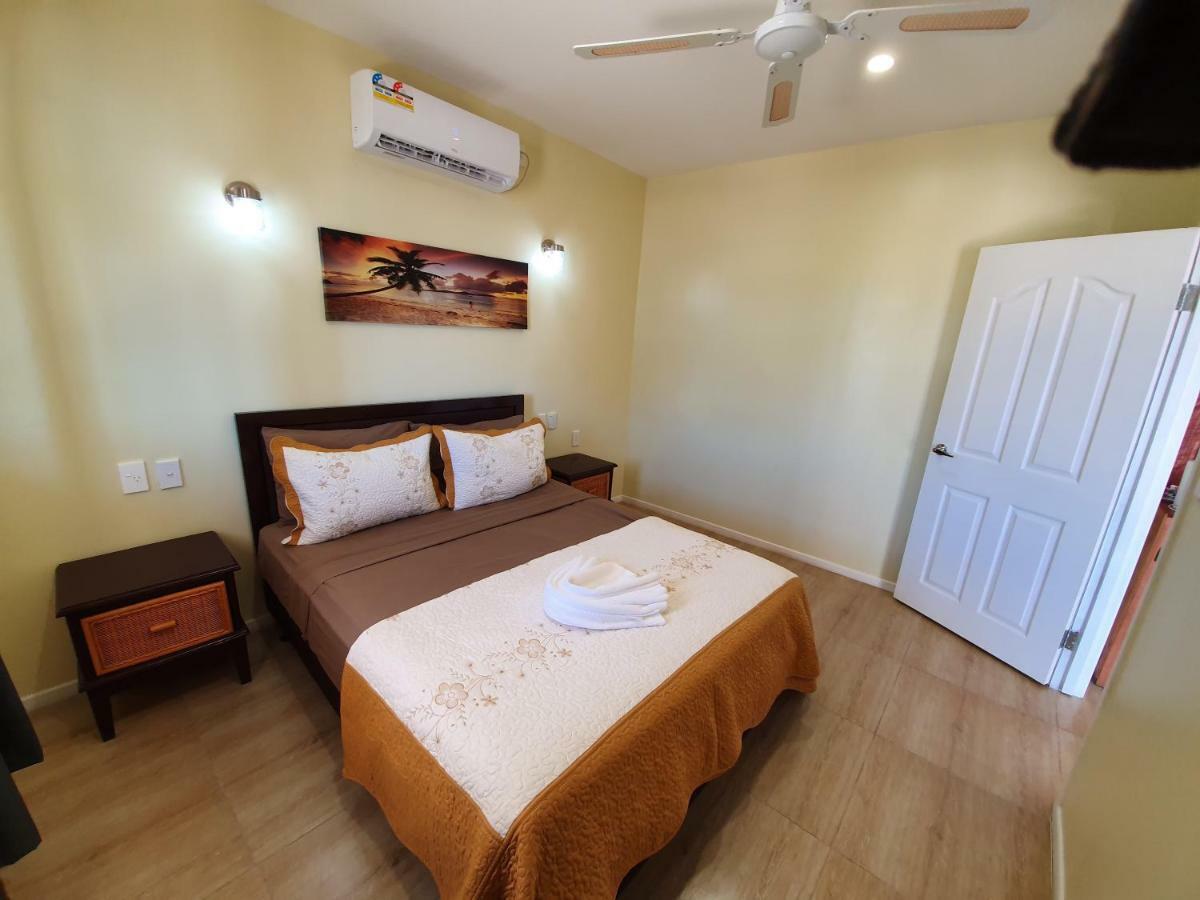 Le Uaina Beach Resort Faleapuna Exterior photo